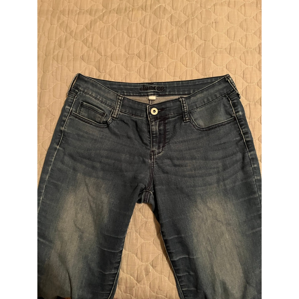 DECREE~DISTRESSED~SKINNY JEANS~9 - Picture 3 of 6